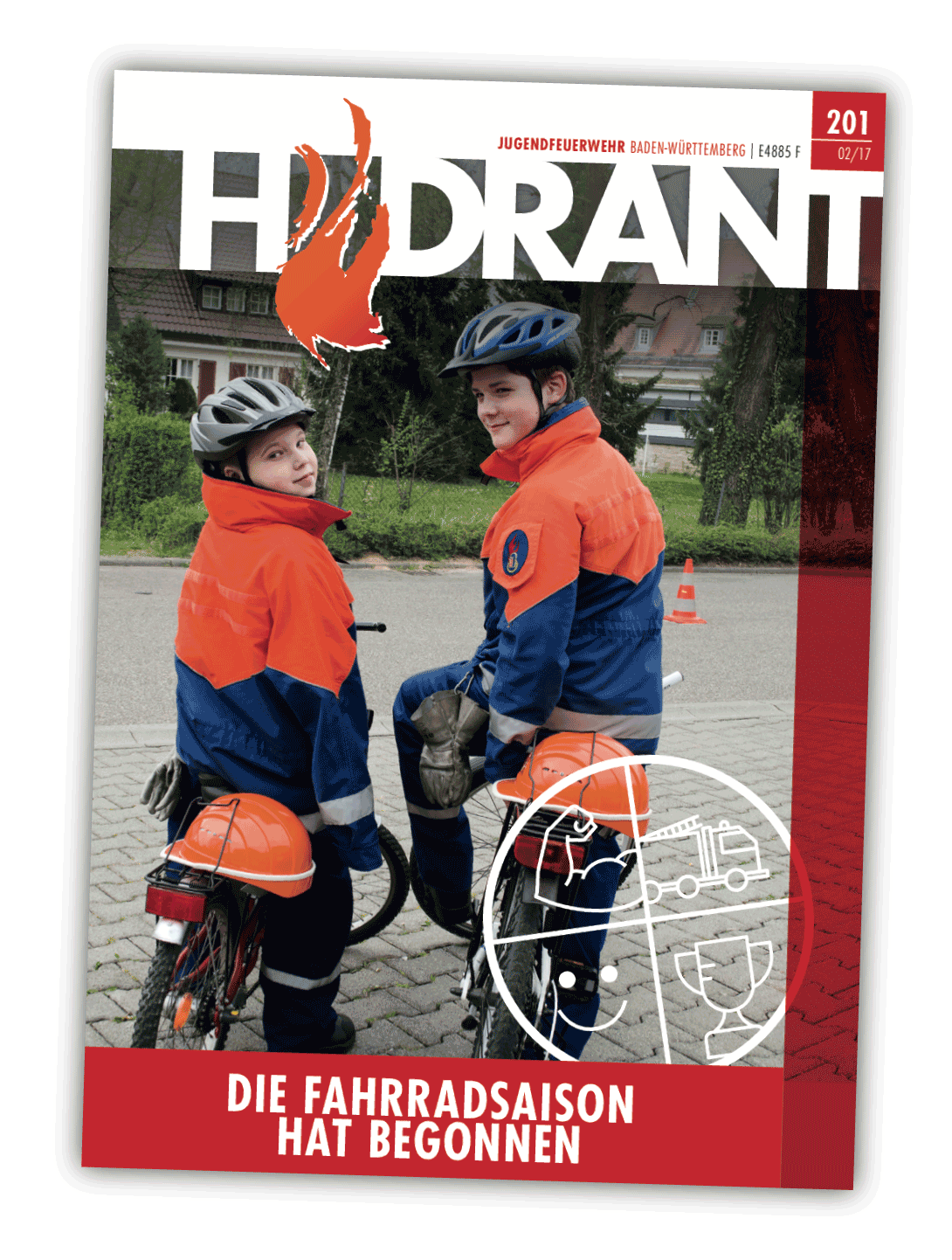 hydrant cover mit zwei jugendlichen in Uniform auf dem Fahrrad